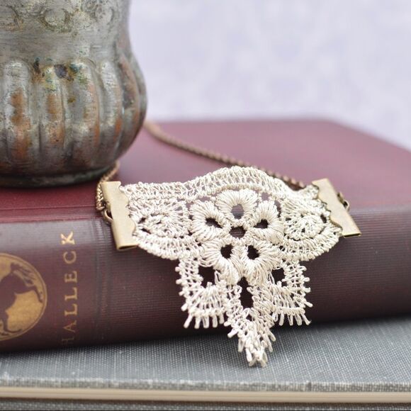 Crocheted Lace Boho Necklace - Picture 4 of 5